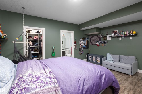 18 Lakevista Point(E), Beaumont, AB - Indoor Photo Showing Bedroom