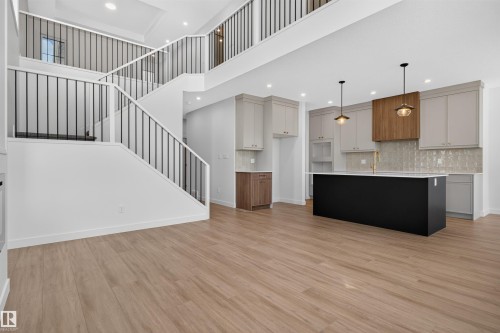 5130 Cawsey Bend Sw, Edmonton, AB - Indoor Photo Showing Kitchen With Upgraded Kitchen
