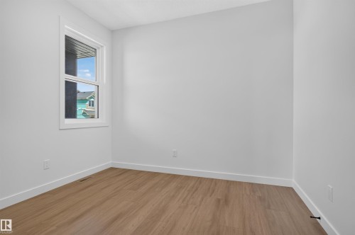 5130 Cawsey Bend Sw, Edmonton, AB - Indoor Photo Showing Other Room