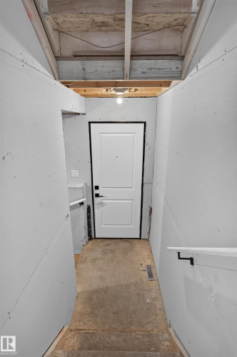 5130 Cawsey Bend Sw, Edmonton, AB - Indoor