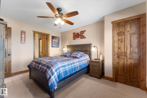 804 Graybriar Green, Stony Plain, AB - Indoor Photo Showing Bedroom
