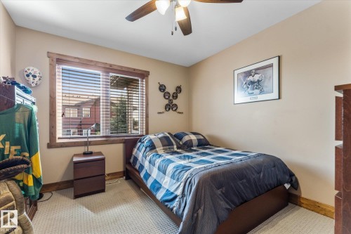 804 Graybriar Green, Stony Plain, AB - Indoor Photo Showing Bedroom