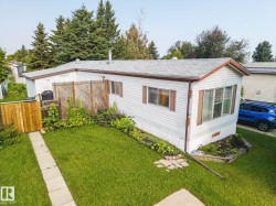 1106 Lake Vista Drive  Sherwood Park, AB T8H 1J5