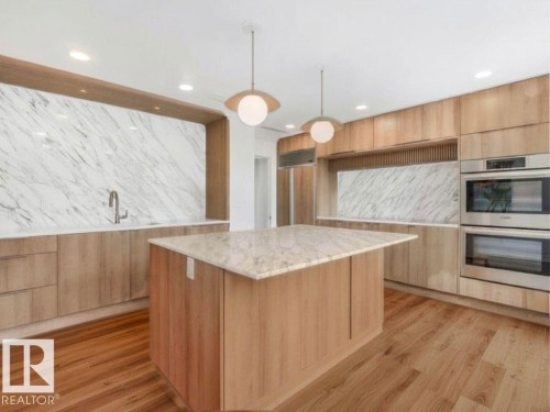 #601 11826 100 Av Nw, Edmonton, AB - Indoor Photo Showing Kitchen With Upgraded Kitchen