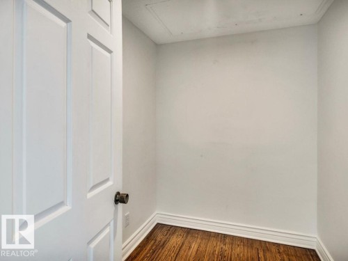 #601 11826 100 Av Nw, Edmonton, AB - Indoor Photo Showing Other Room