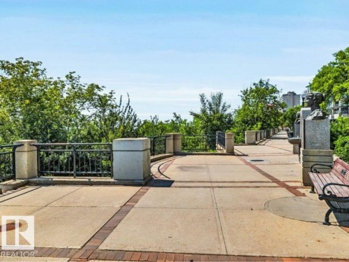 #601 11826 100 Av Nw, Edmonton, AB - Outdoor