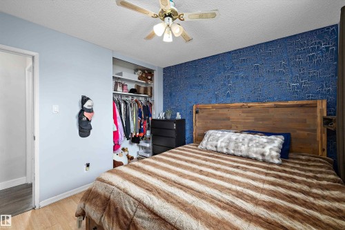 14220 58 Street Nw, Edmonton, AB - Indoor Photo Showing Bedroom
