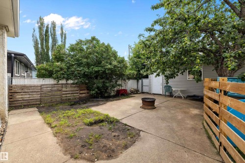 14220 58 Street Nw, Edmonton, AB - Outdoor
