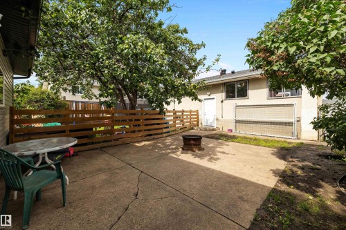 14220 58 Street Nw, Edmonton, AB - Outdoor