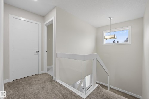 14921 90 Avenue Nw, Edmonton, AB - Indoor Photo Showing Other Room
