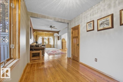 5001 42 Avenue, Wetaskiwin, AB - Indoor Photo Showing Other Room