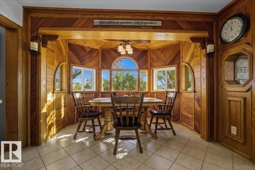 5001 42 Avenue, Wetaskiwin, AB - Indoor Photo Showing Dining Room