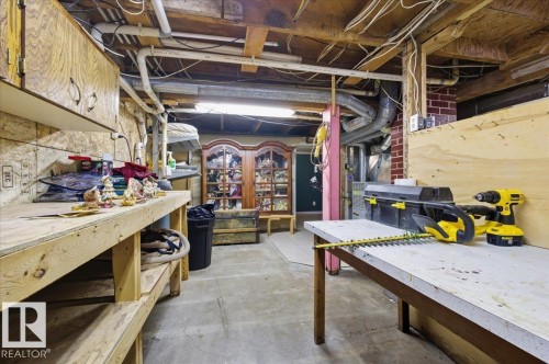 5001 42 Avenue, Wetaskiwin, AB - Indoor Photo Showing Other Room