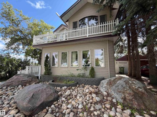 5001 42 Avenue, Wetaskiwin, AB - Outdoor With Balcony With Deck Patio Veranda