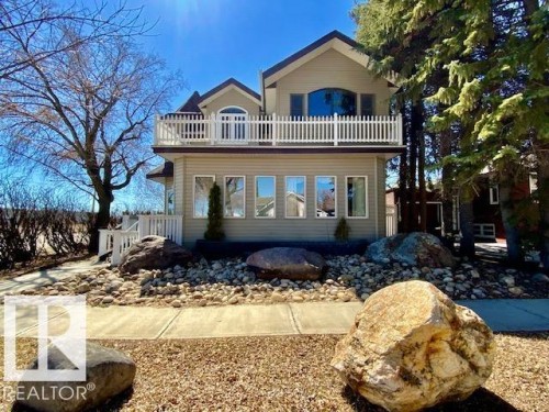 5001 42 Avenue, Wetaskiwin, AB - Outdoor With Balcony