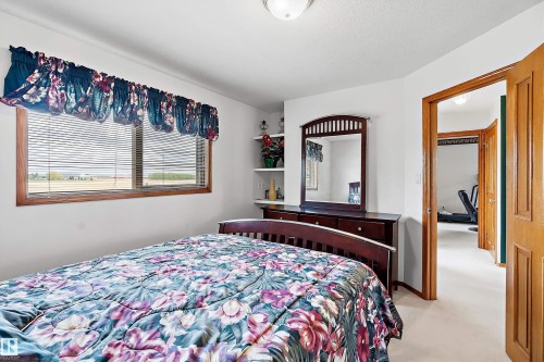 115 Aspen Ridge Crescent, Wetaskiwin, AB - Indoor Photo Showing Bedroom