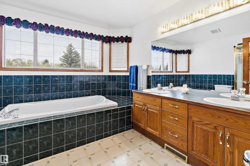 115 Aspen Ridge Crescent, Wetaskiwin, AB - Indoor Photo Showing Bathroom
