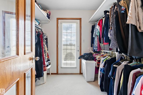 115 Aspen Ridge Crescent, Wetaskiwin, AB - Indoor With Storage