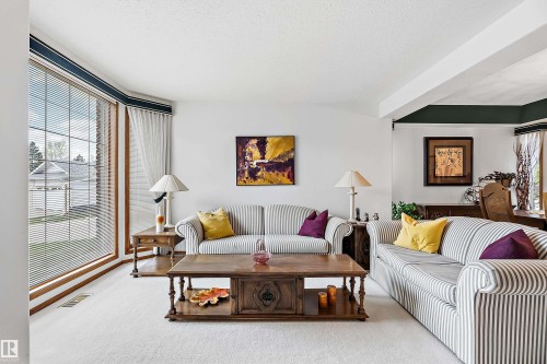 115 Aspen Ridge Crescent, Wetaskiwin, AB - Indoor Photo Showing Living Room