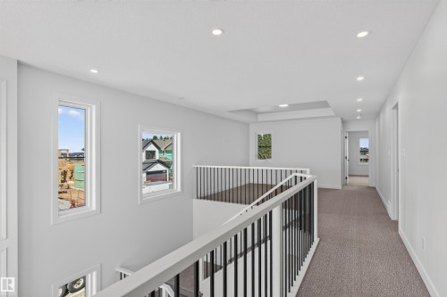 273 Paterson Link Sw, Edmonton, AB - Indoor Photo Showing Other Room