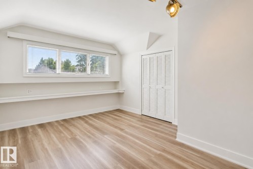 10438 133 Street Nw, Edmonton, AB - Indoor Photo Showing Other Room