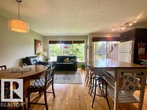 112 Centennial Drive, Wetaskiwin, AB - Indoor Photo Showing Dining Room