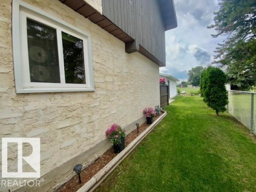 112 Centennial Drive, Wetaskiwin, AB - Outdoor With Exterior