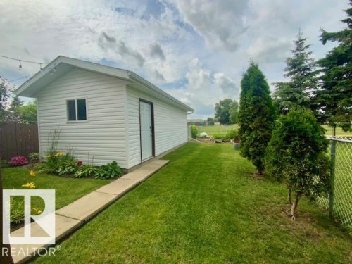 112 Centennial Drive, Wetaskiwin, AB - Outdoor With Exterior