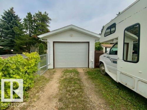 112 Centennial Drive, Wetaskiwin, AB - Outdoor With Exterior