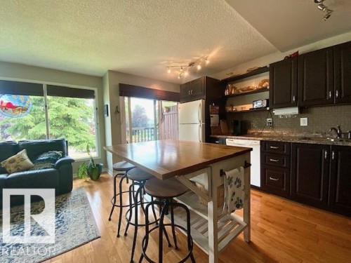 112 Centennial Drive, Wetaskiwin, AB - Indoor