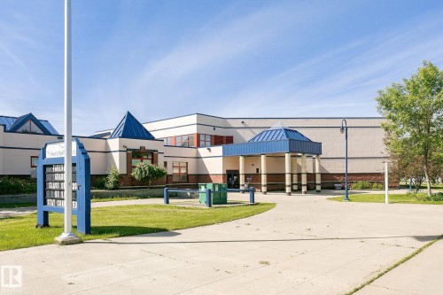 Additional content - #310 2229 44 Av Nw, Edmonton, AB - Outdoor
