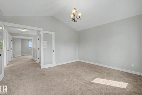 15868 10 Avenue Sw, Edmonton, AB - Indoor Photo Showing Other Room