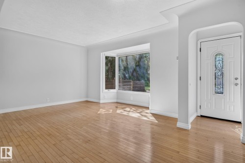 10508 67 Avenue Nw, Edmonton, AB - Indoor Photo Showing Other Room