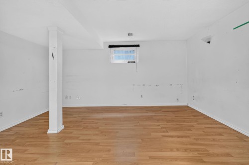 10508 67 Avenue Nw, Edmonton, AB - Indoor Photo Showing Other Room