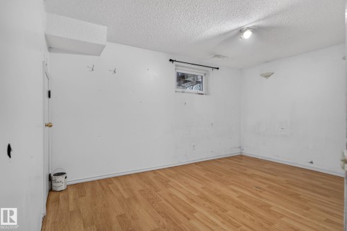 10508 67 Avenue Nw, Edmonton, AB - Indoor Photo Showing Other Room