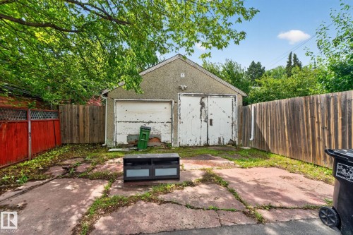 10508 67 Avenue Nw, Edmonton, AB - Outdoor