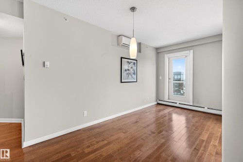 #3002 10152 104 St Nw, Edmonton, AB - Indoor Photo Showing Other Room