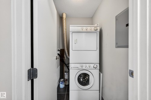 #3002 10152 104 St Nw, Edmonton, AB - Indoor Photo Showing Laundry Room