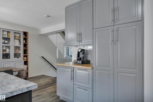 #58 9535 217 St Nw, Edmonton, AB - Indoor Photo Showing Kitchen
