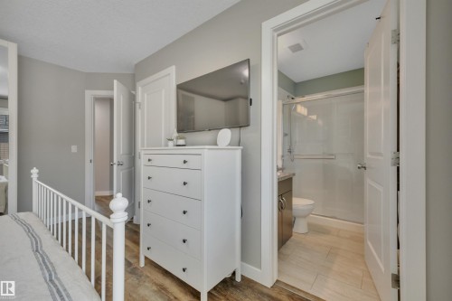 #58 9535 217 St Nw, Edmonton, AB - Indoor Photo Showing Bathroom