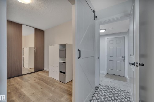 #58 9535 217 St Nw, Edmonton, AB - Indoor Photo Showing Other Room