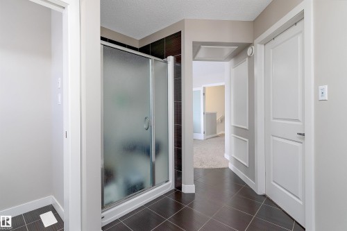 1312 26 Avenue Nw, Edmonton, AB - Indoor Photo Showing Other Room