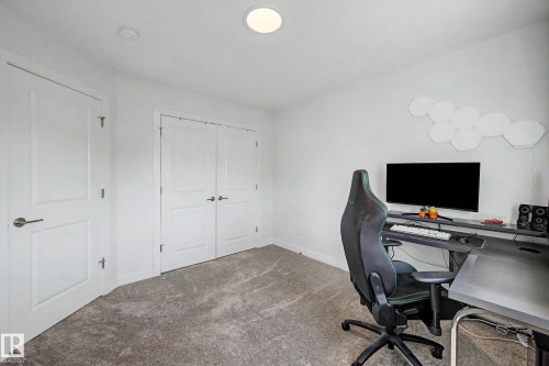 23015 96 Avenue Nw, Edmonton, AB - Indoor Photo Showing Office