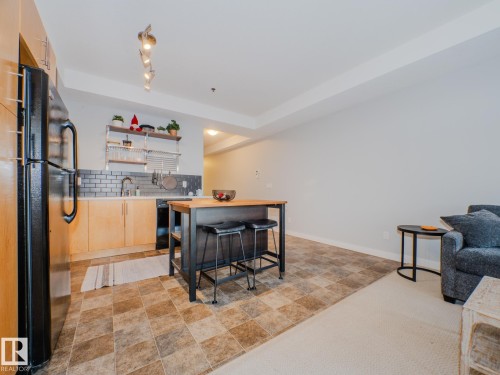 #310 10808 71 Av Nw, Edmonton, AB - Indoor