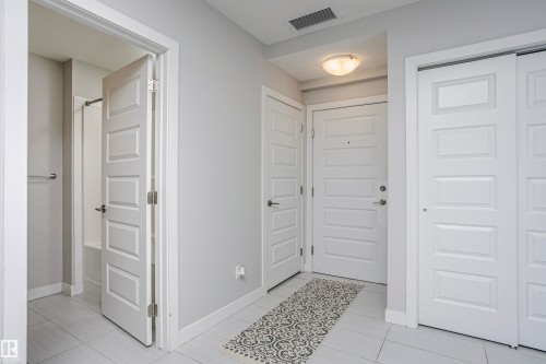 #229 5151 Windermere Bv Sw, Edmonton, AB - Indoor Photo Showing Other Room