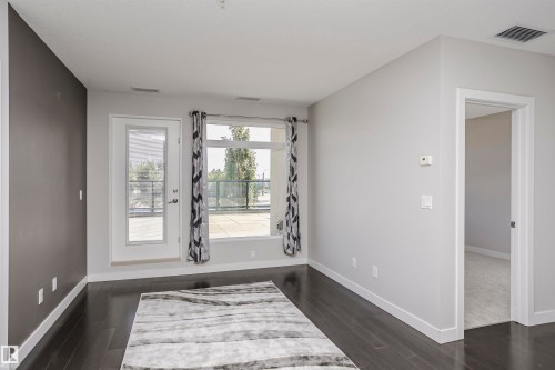 #229 5151 Windermere Bv Sw, Edmonton, AB - Indoor Photo Showing Other Room