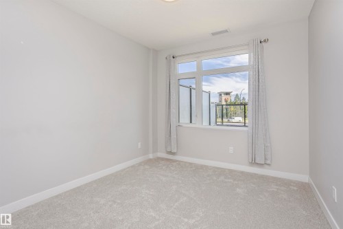 #229 5151 Windermere Bv Sw, Edmonton, AB - Indoor Photo Showing Other Room