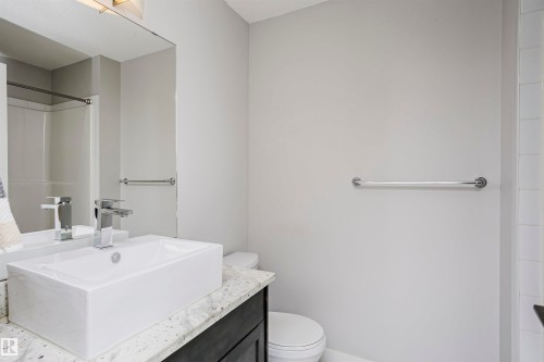 #229 5151 Windermere Bv Sw, Edmonton, AB - Indoor Photo Showing Bathroom