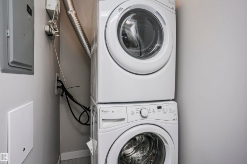 #229 5151 Windermere Bv Sw, Edmonton, AB - Indoor Photo Showing Laundry Room