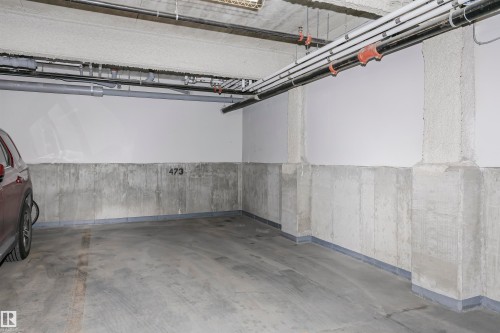 #229 5151 Windermere Bv Sw, Edmonton, AB - Indoor Photo Showing Garage